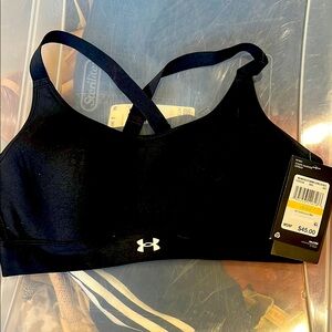 Under Armour Jet Black Crossback Bra